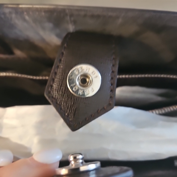 Fendi Chocolate Brown Medium Camoscio Suede Brand New Genuine - Picture 9 of 11